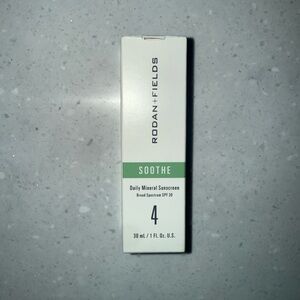 Rodan + Fields SOOTHE Daily Mineral Sunscreen SPF 30